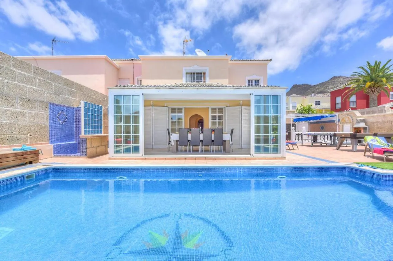 Villa Teide Sol Con Piscina Climatizada, Playa Fanabe, Costa Adeje